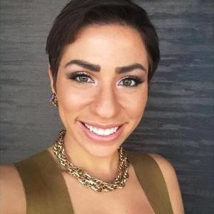 Meet your Posher, Cali